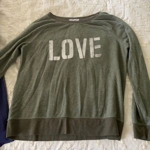 sweatshirt